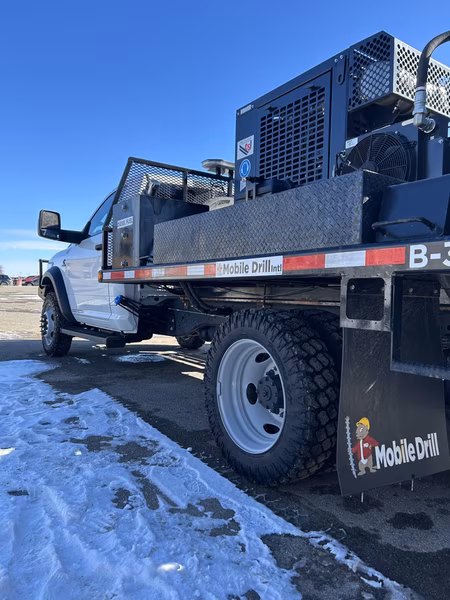 Fleet truck Founders tires