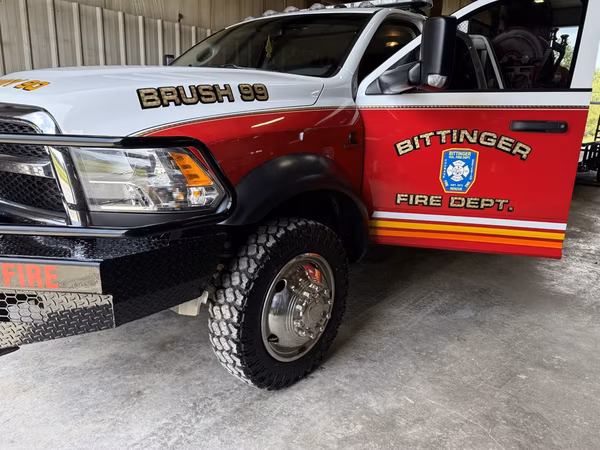 Fire apparatus on Founders tires